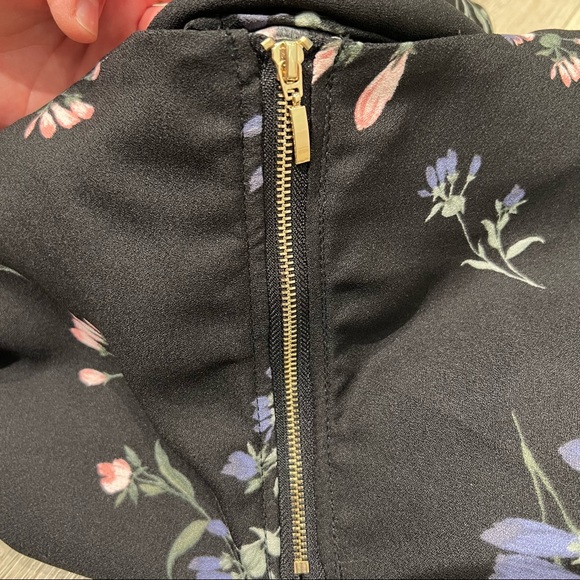 New! Dynamite Floral Shift Dress- Size L - Picture 7 of 9